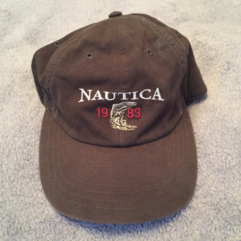 Vintage nautica strap hat